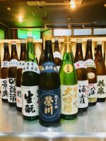 地酒をはじめ、各種日本酒ご用意しております。